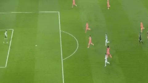 美国贸易逆差难题关税无法彻底解决